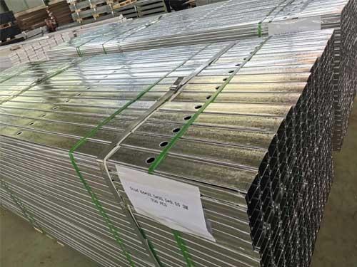 產(chǎn)品名稱:出口豎龍骨